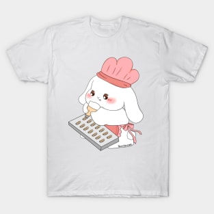 Mami Rabbit Baking Cookies | Bunniesmee T-Shirt